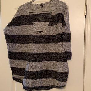 Will be donated 10/01. 
- Boxy oversized sweater.